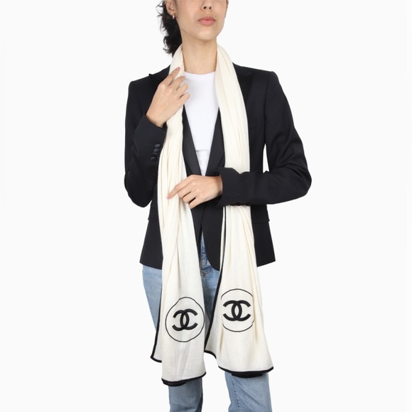 C H A N E L Accessories - 🔥🆕 CHANEL Cashmere Silk CC Scarf White-Black🧣